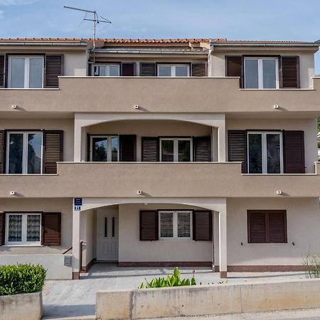 Apartment Matija Подстрана Екстериор снимка