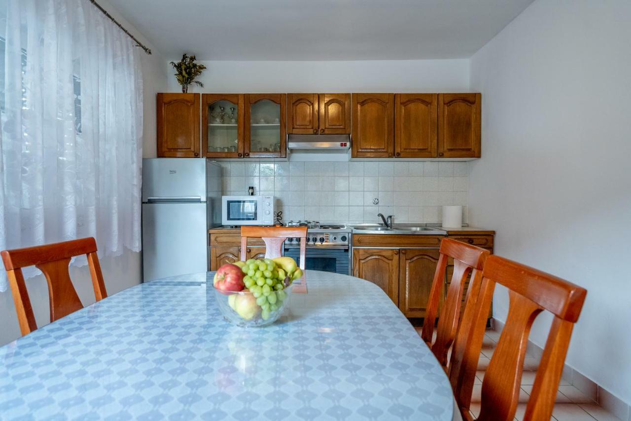 Apartment Matija Подстрана Екстериор снимка