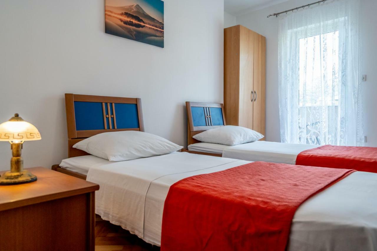 Apartment Matija Подстрана Екстериор снимка