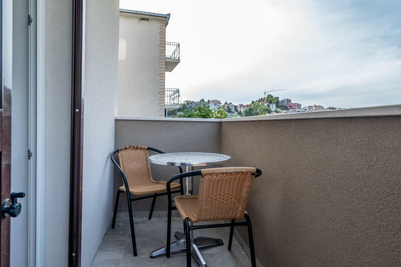 Apartment Matija Подстрана Екстериор снимка